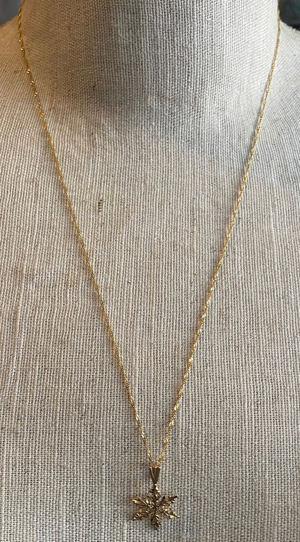 18kt Yellow Gold Chain Necklace 14k Diamond Cut Snowflake Pendant