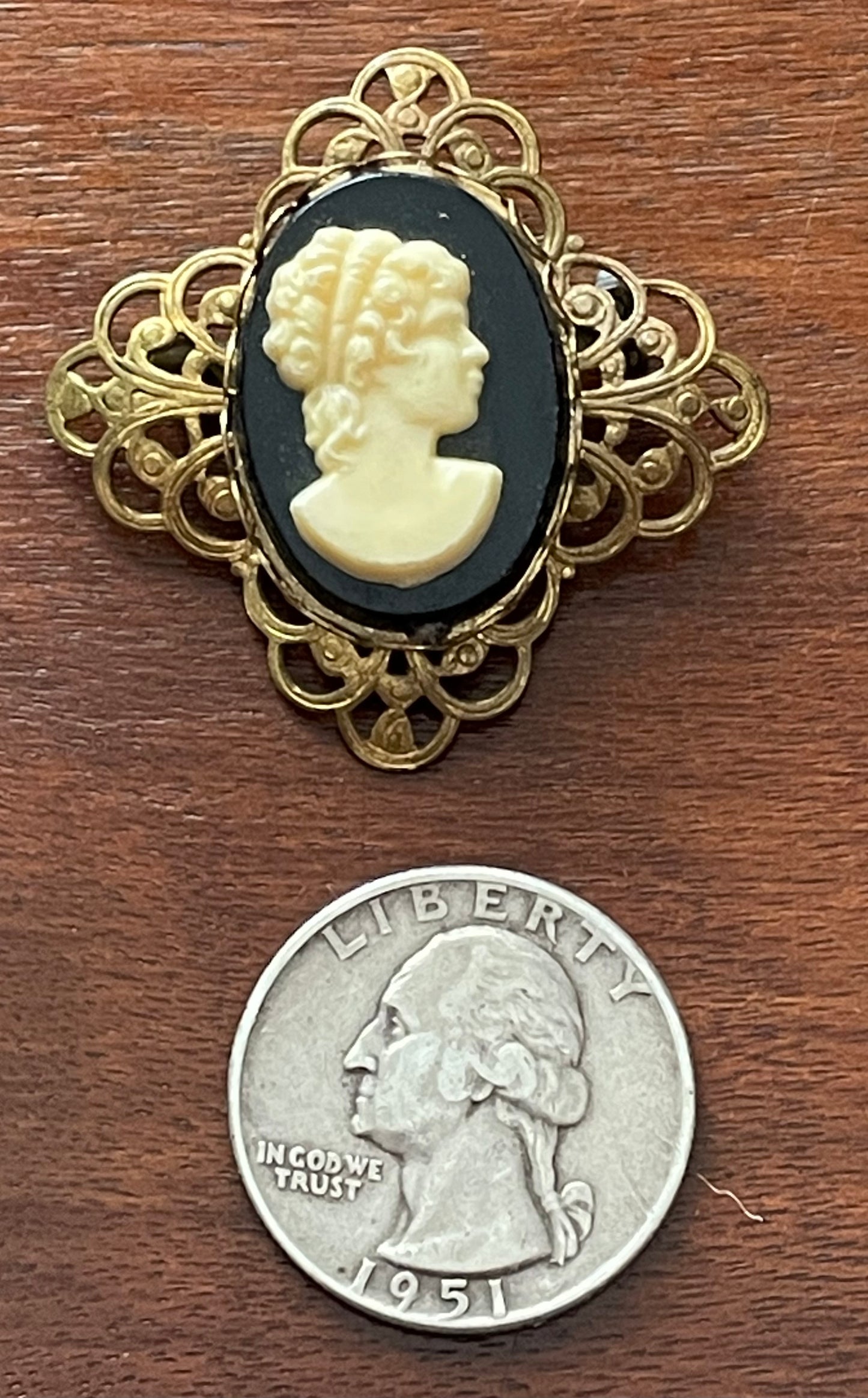 Vintage Filigree Metal Goldtone Faux Cameo Black White Brooch Pin Victorian