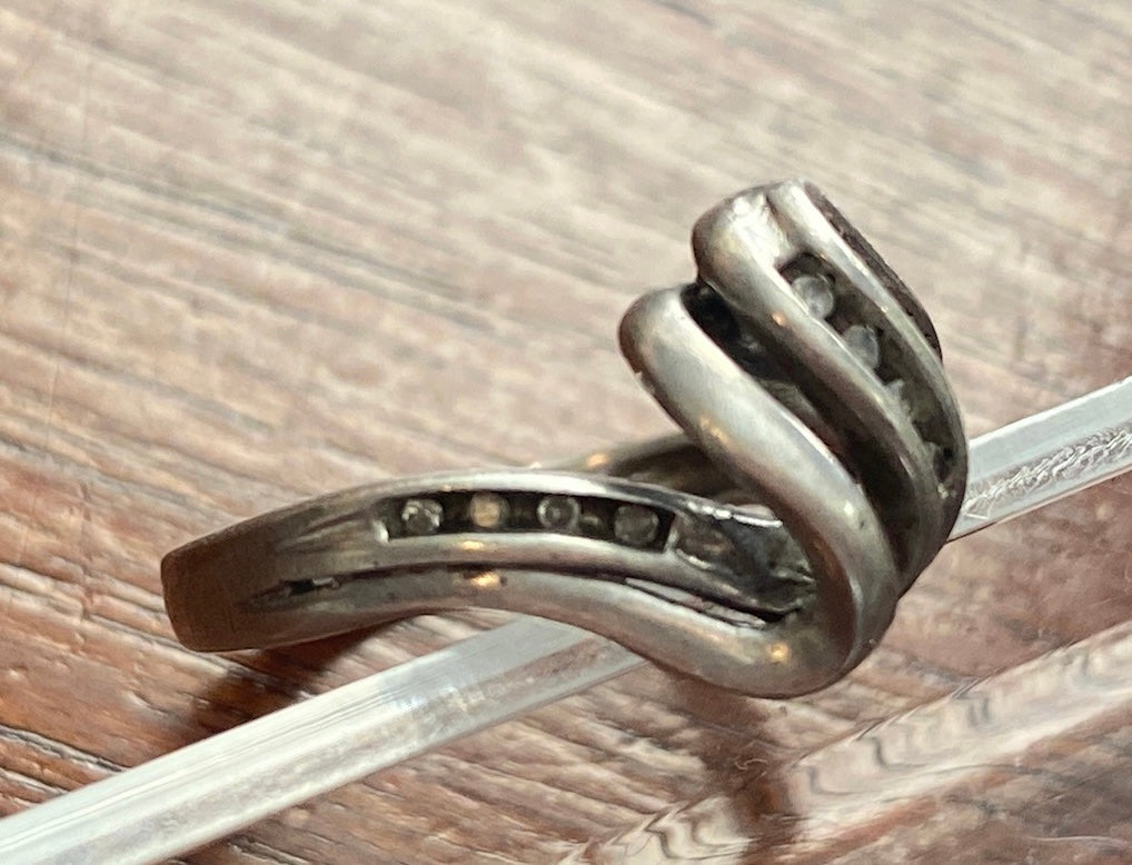 Sterling Silver Channel Set Diamond Wave Style Ring Sz 6.5