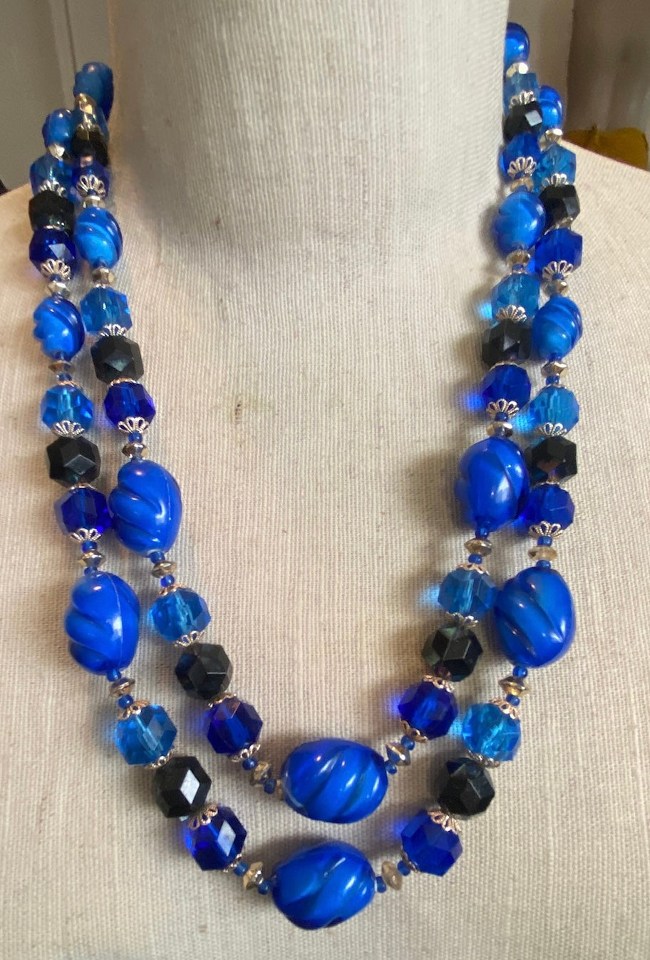 Pretty Shades of Blue Vintage Multistrand Chunky Bead Necklace