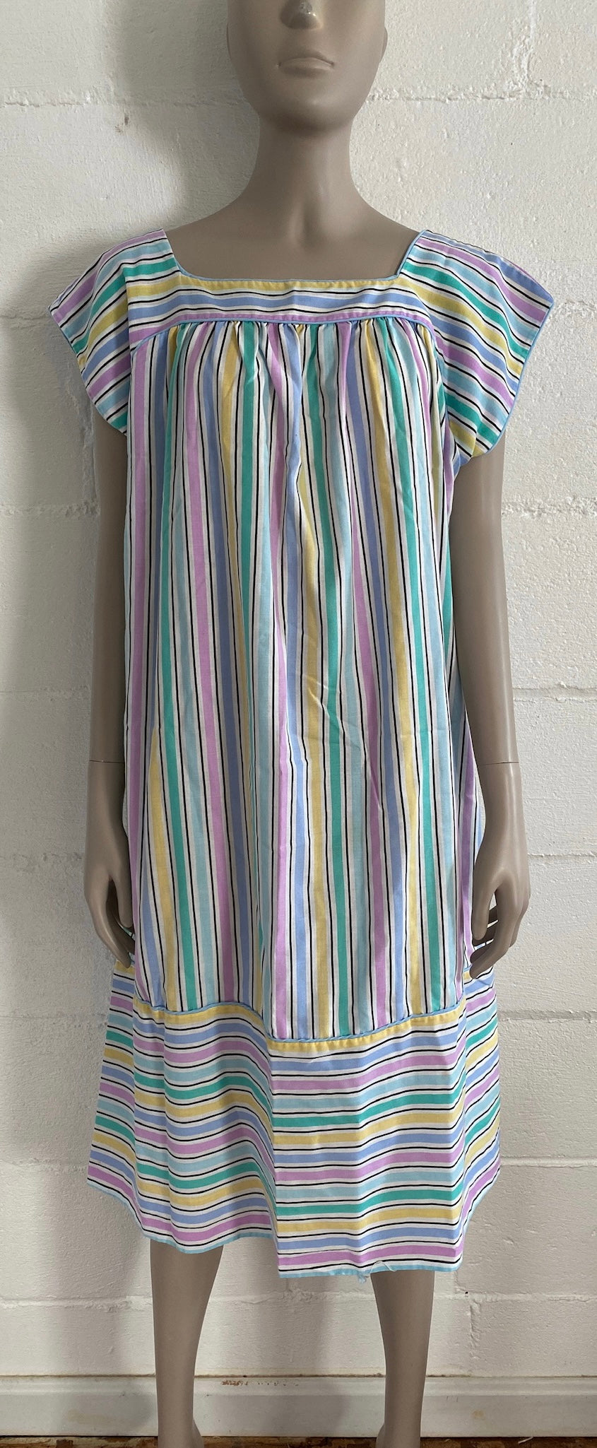 Vintage Komar 70's House Casual Dress Muumuu Pastel Stripes Sz L