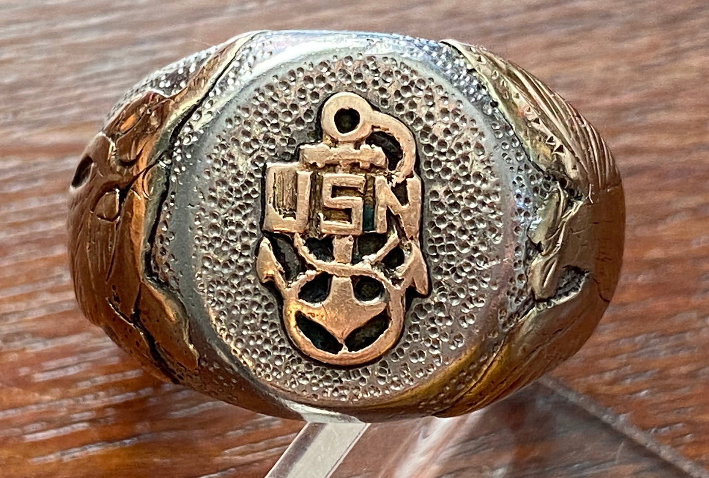 World War II Era USN Navy Ring Sz 8.5