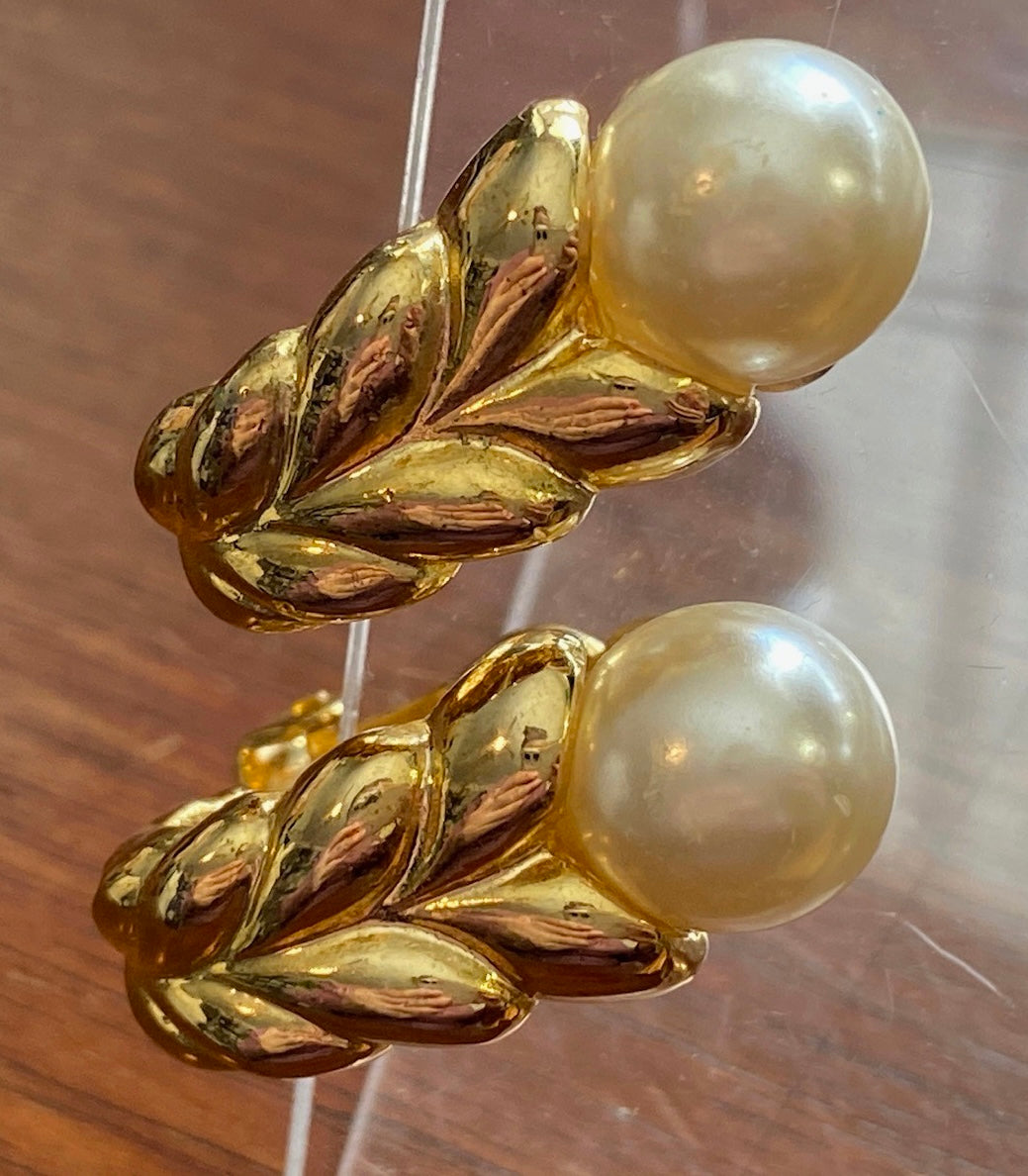 Vintage 80's Gold Tone Laurel Faux Pearl Ear Cuff Clip on Earrings