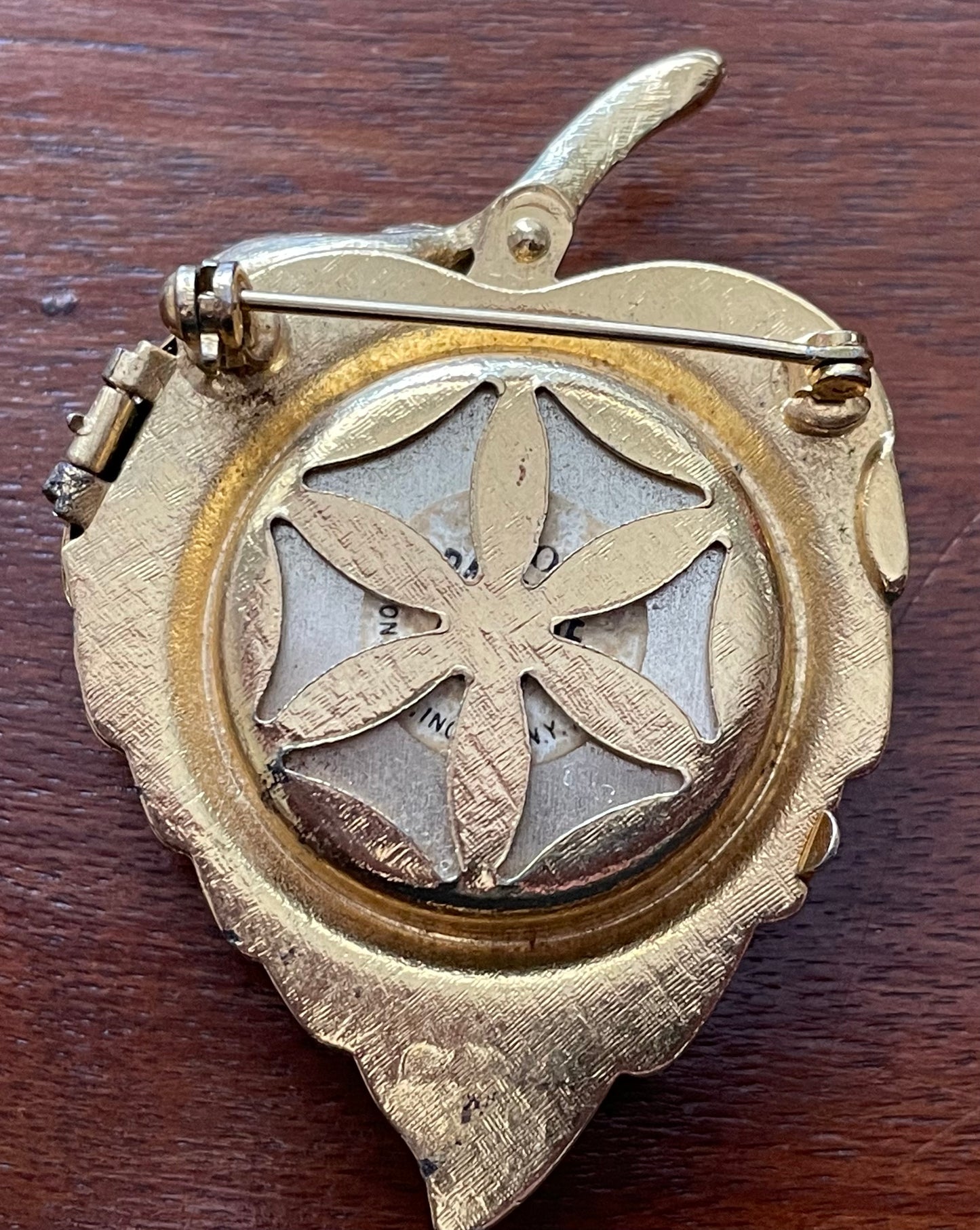 Vintage Avon Gold Tone Solid Perfume Locket Brooch Leaf Faux Pearl