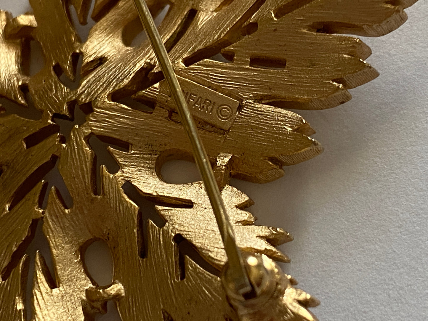 Vintage Trifari Leaf Gold Tone Metal Brooch Pin
