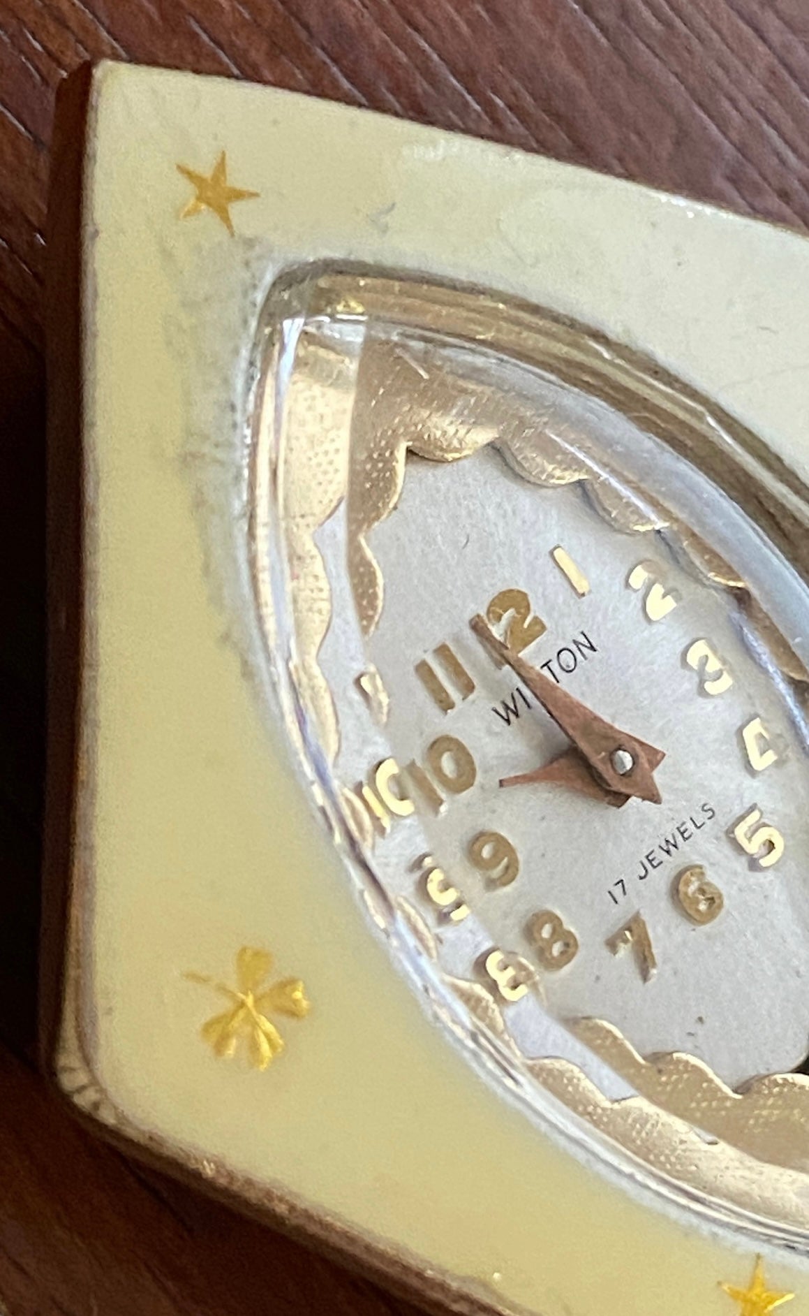 Vintage Winton 17j Manual Wind Watch Ladies Necklace Pendant Enamel Clover