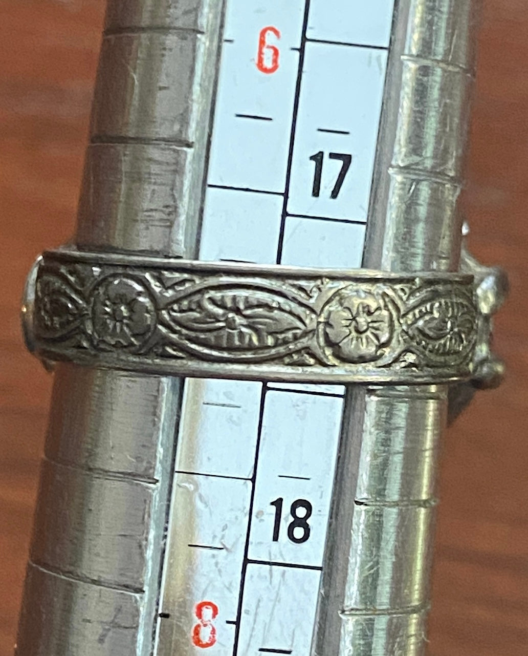 Vintage Costume Silver Tone Bombe Cocktail Ring Adjustable Sz 7