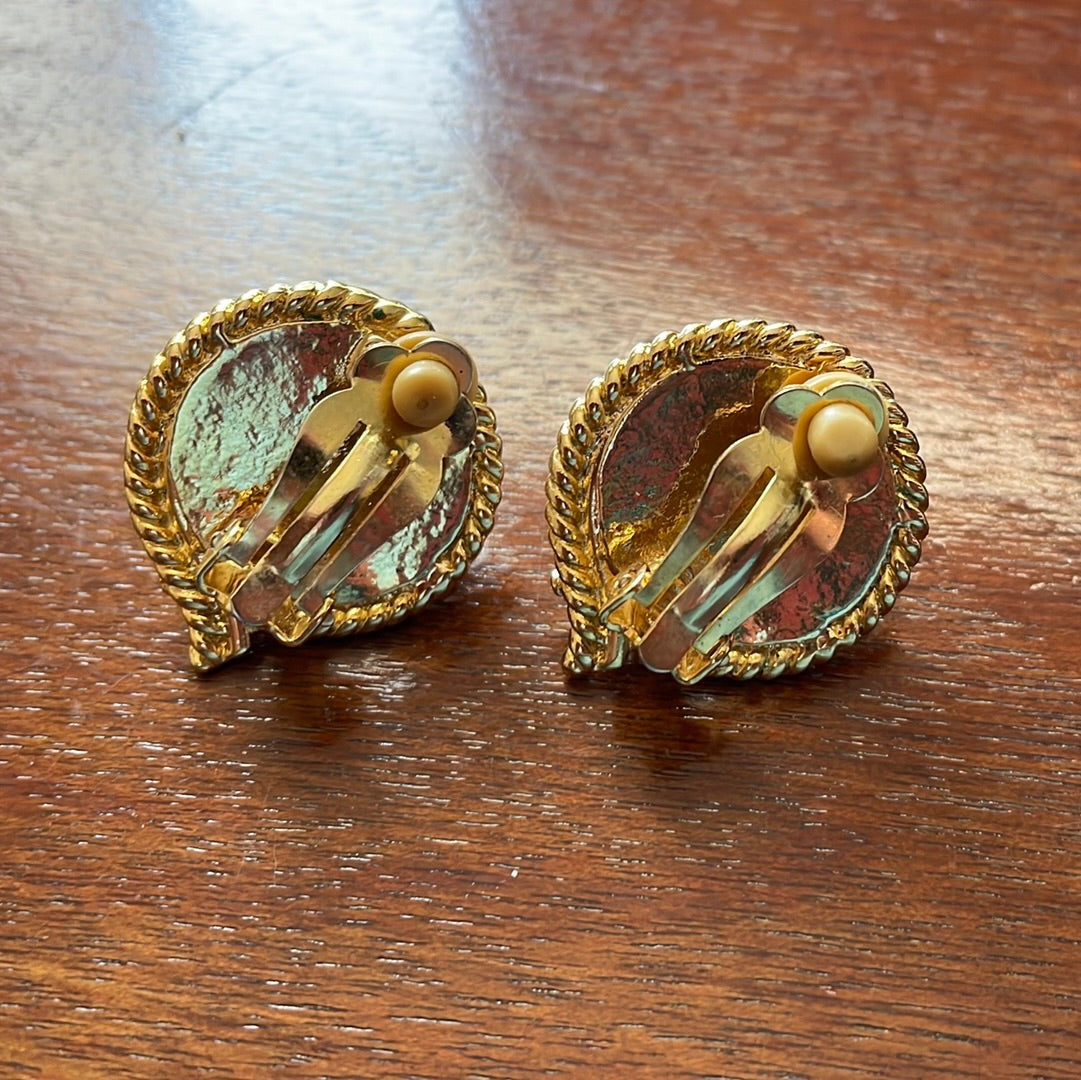 Goldtone Round Clip On Earrings Faux Pearl Pearlescent Center