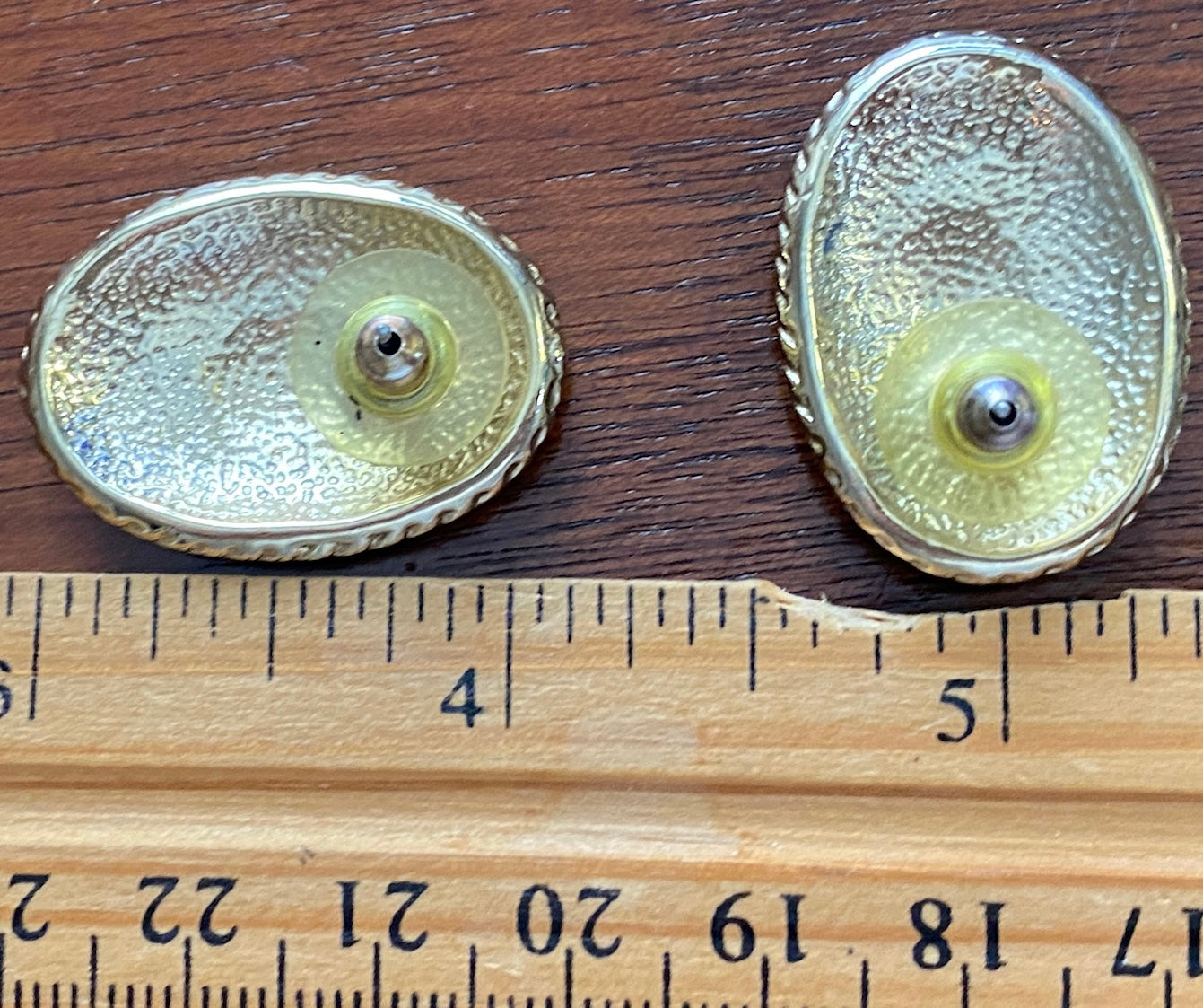 Vintage Black White Enamel Gold Tone Metal Drop Pierced Earrings