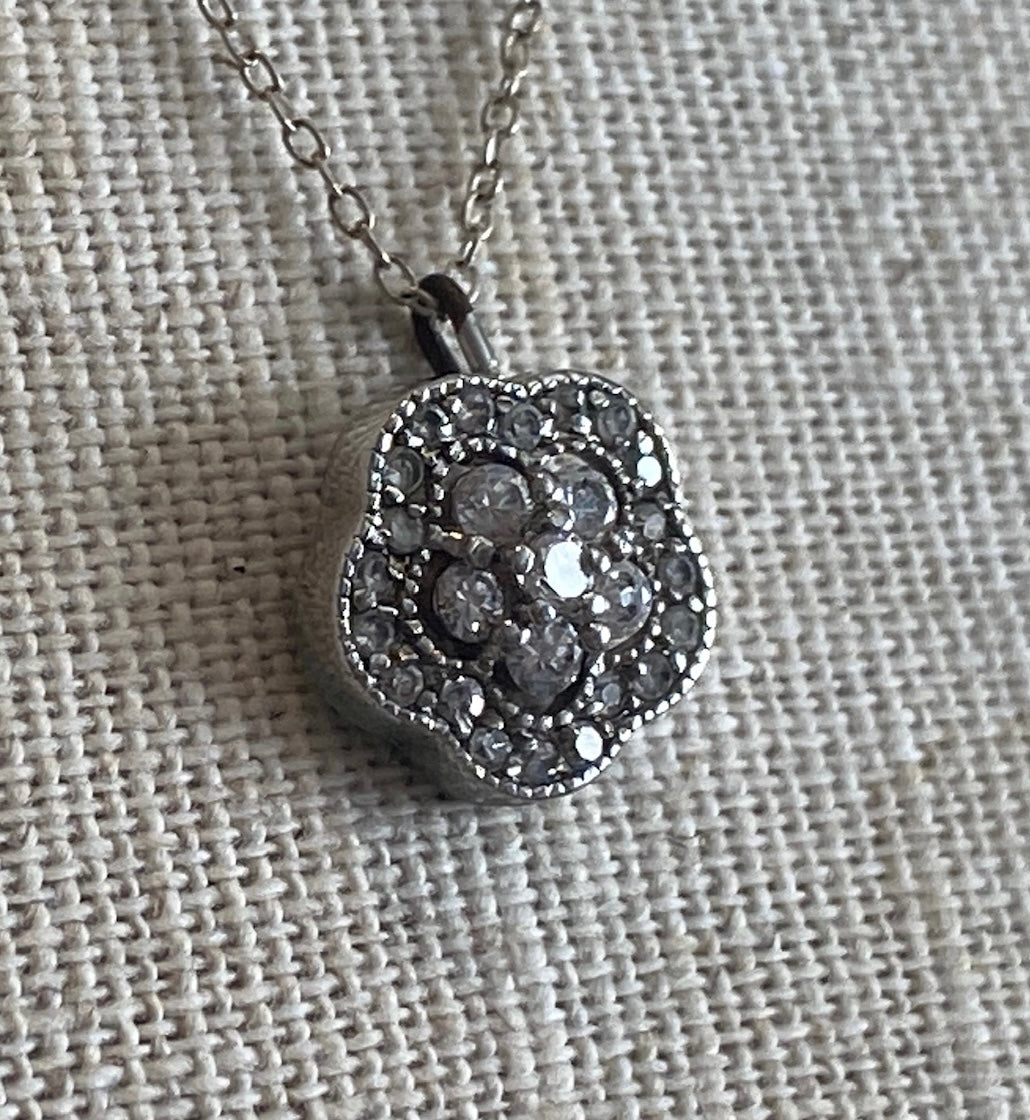 Sterling Silver Chain Link Necklace w Cluster Flower CZ Pendant