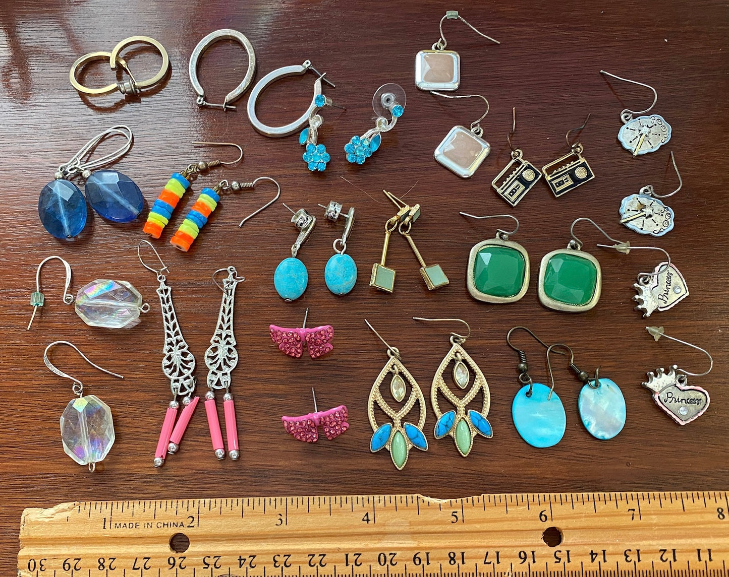 Huge Lot of Vintage to Now Pierced Earrings Dangly Hoop Beaded Fun Retro