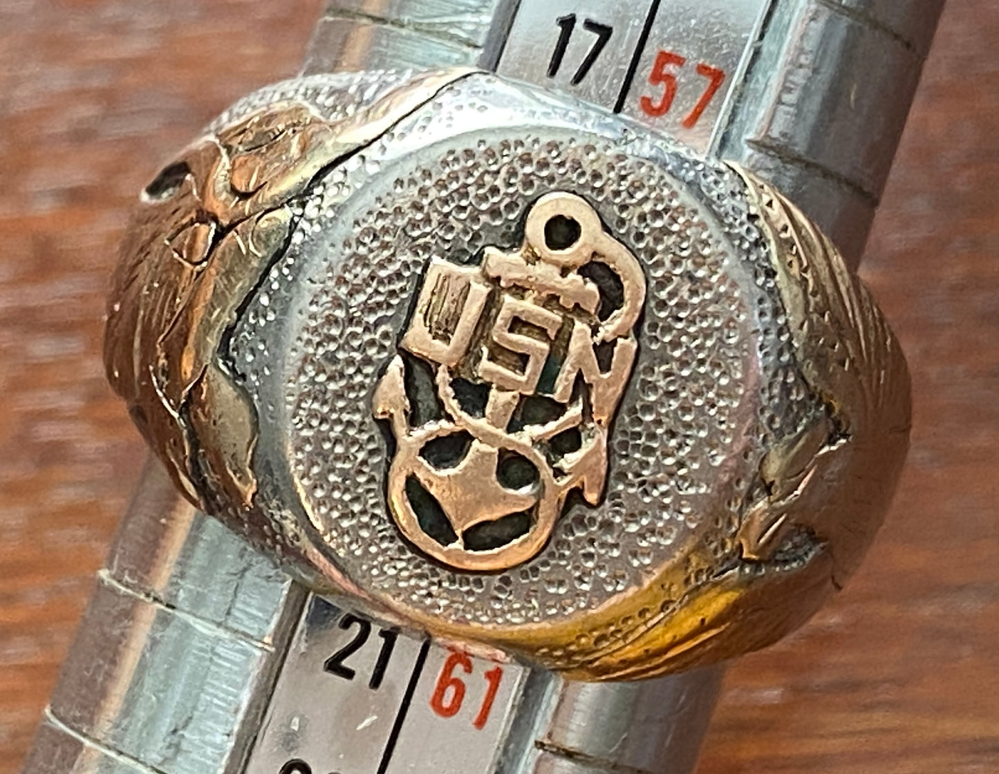 World War II Era USN Navy Ring Sz 8.5