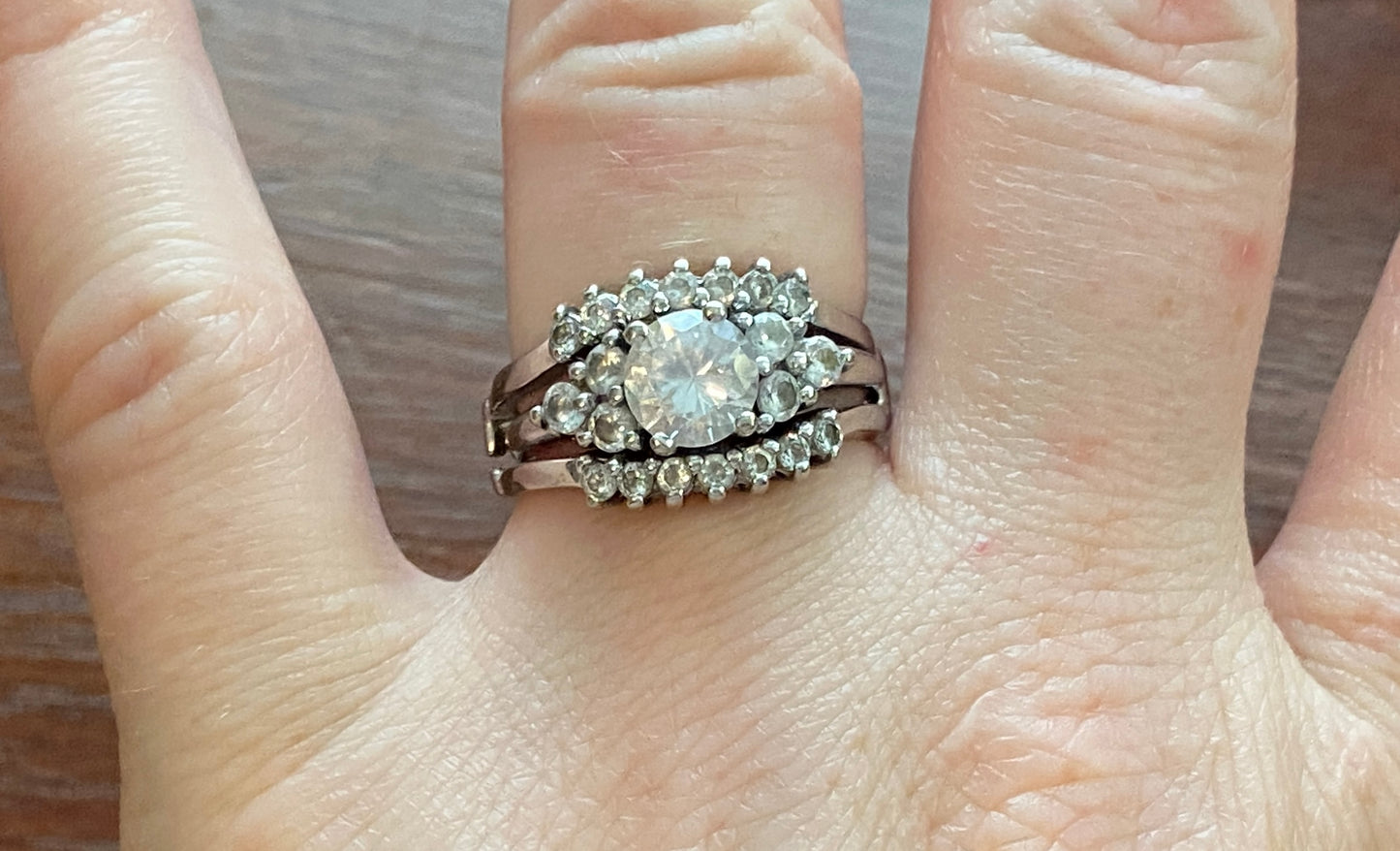 10k White Gold CZ Wedding Engagement Band Ring Set Sz 7 CZ Stones