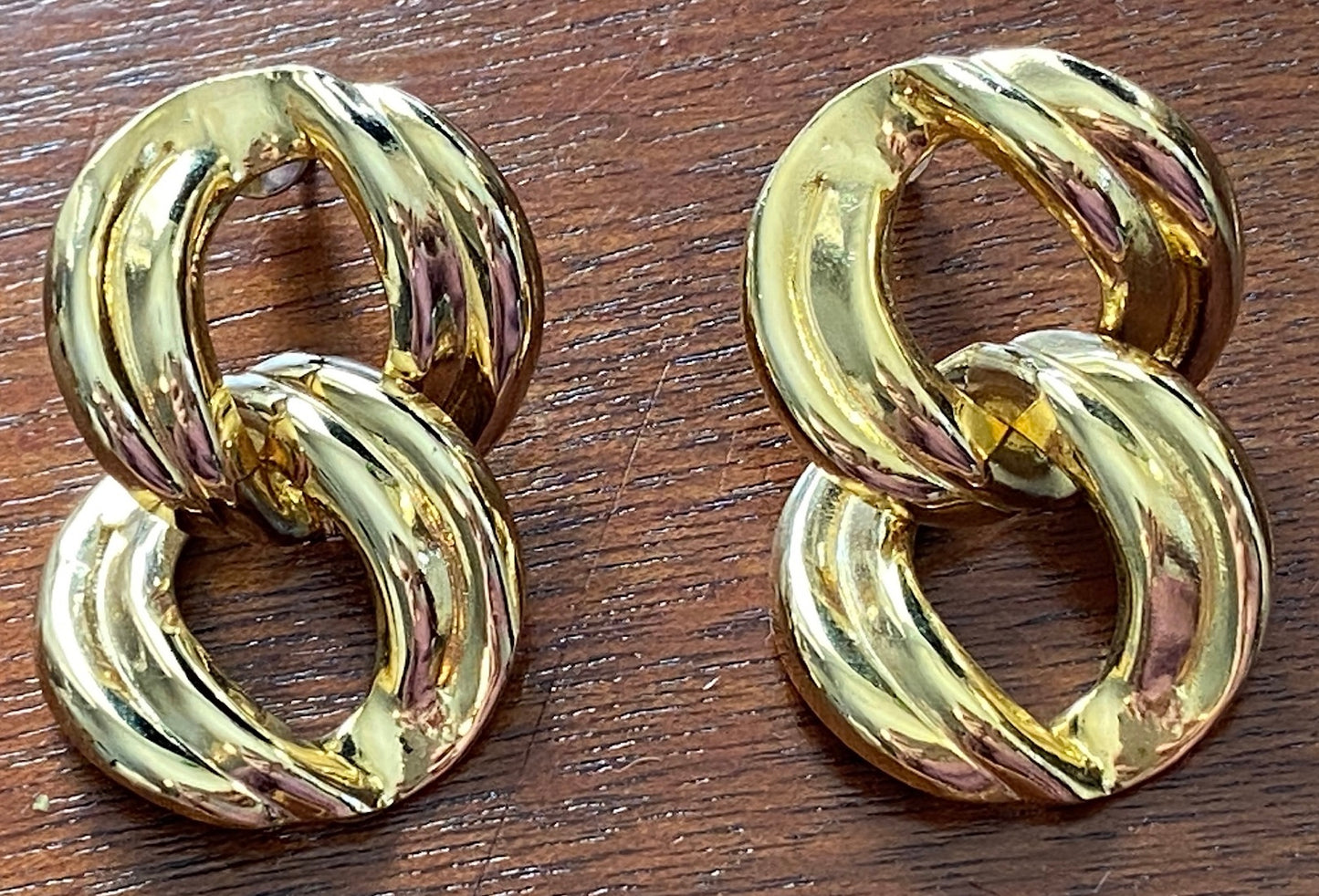 Vintage 80's Gold Tone Pierced Earrings Drop Dangly