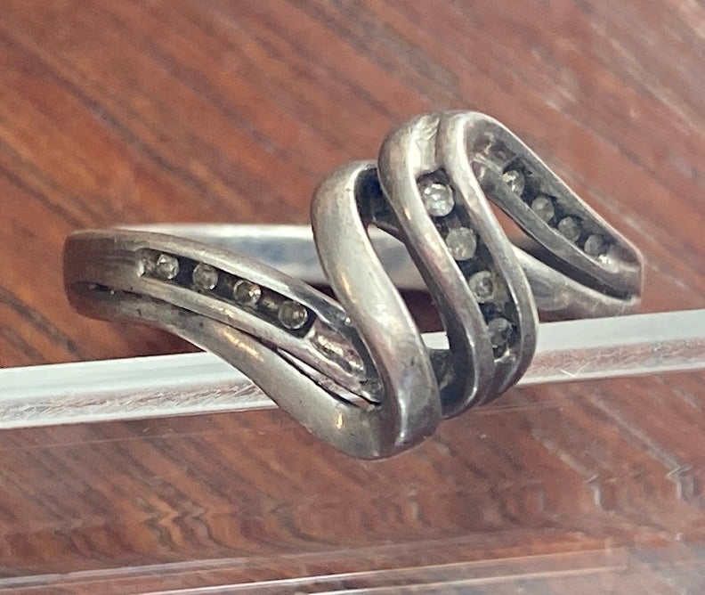 Sterling Silver Channel Set Diamond Wave Style Ring Sz 6.5