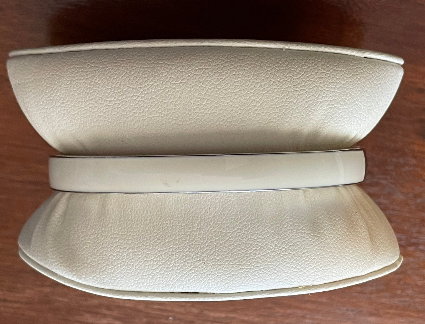 White Enamel Silvertone Metal Clamper Hinged Bracelet