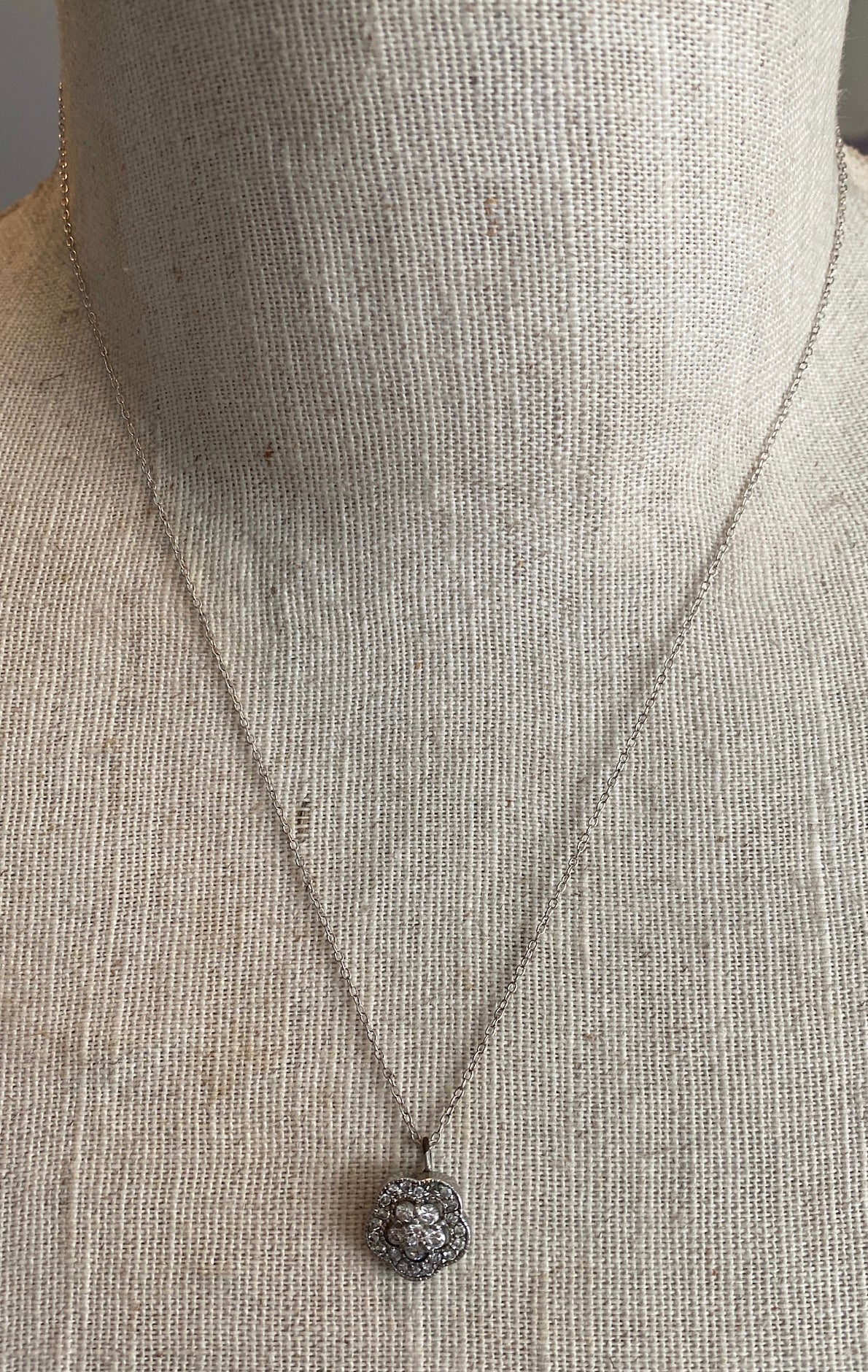 Sterling Silver Chain Link Necklace w Cluster Flower CZ Pendant
