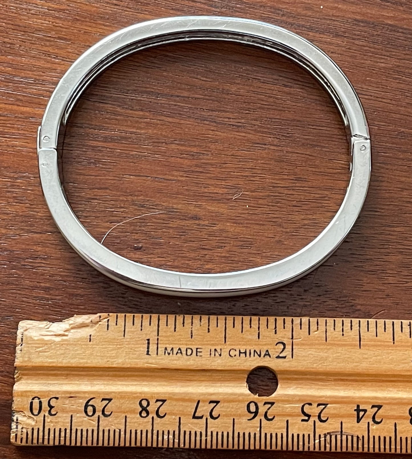White Enamel Silvertone Metal Clamper Hinged Bracelet