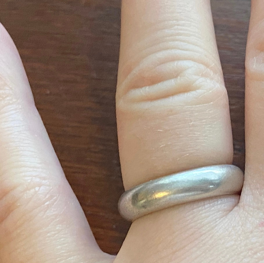 Sterling Silver Domed Band Ring Sz 7.75