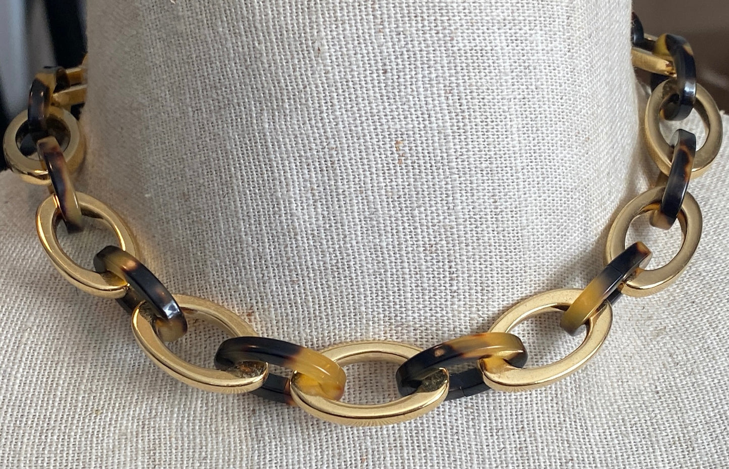 Nine West Gold Tone Chain Faux Tortoise Shell Necklace Bracelet Set