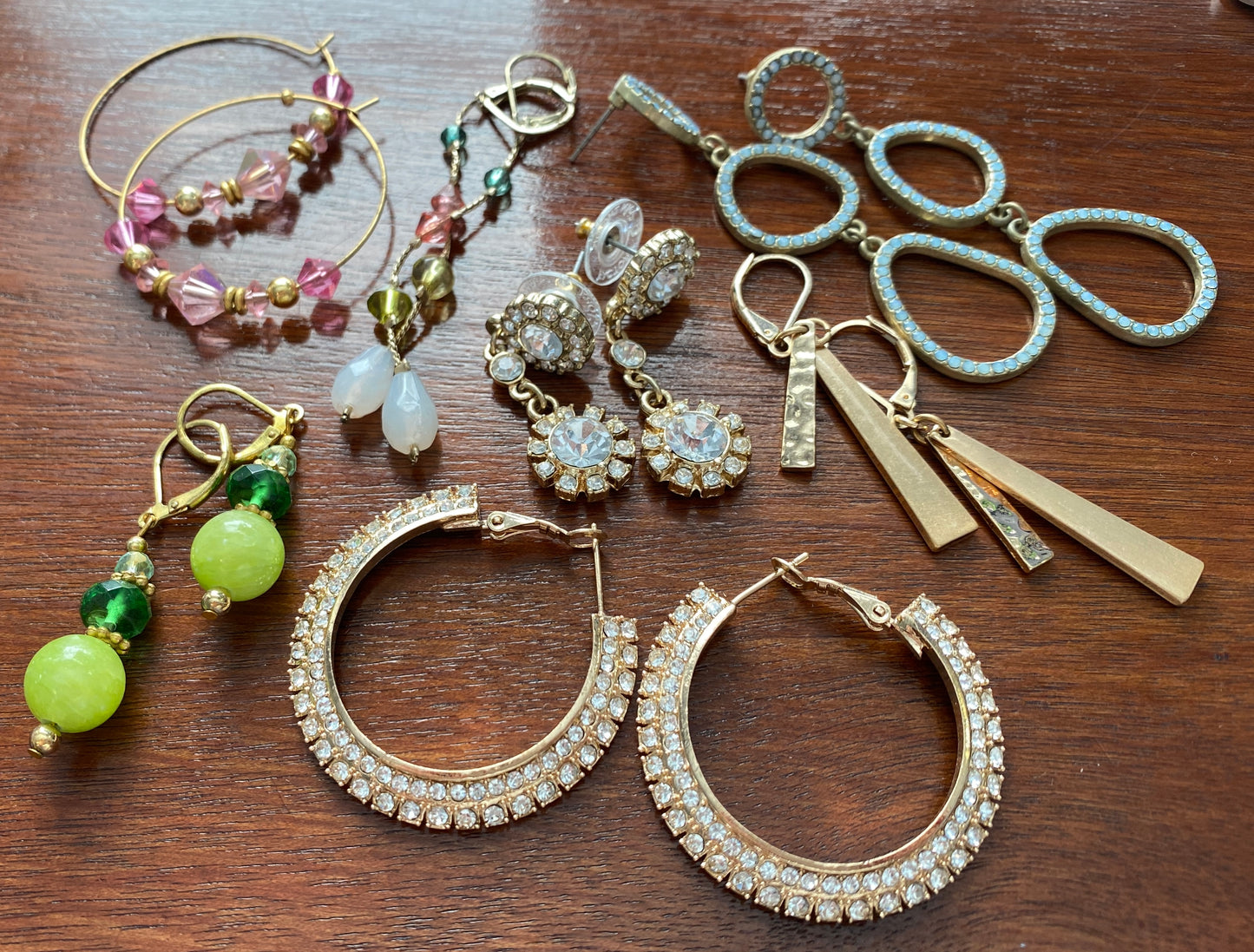 Lot of Gold Tone Pierced Drop Dangly Earrings Rhinestone Glass Beads Pastels