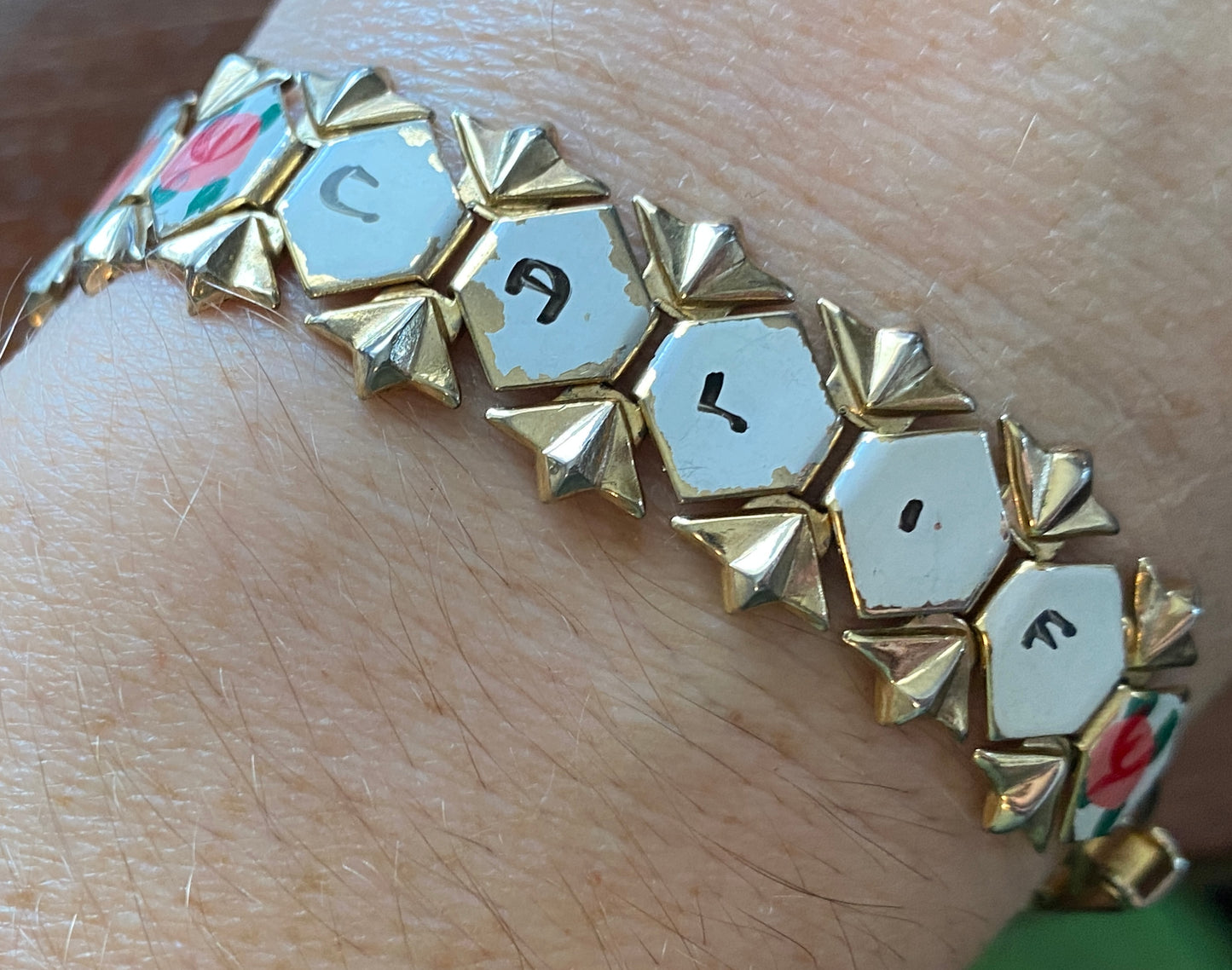 Vintage Gold tone Honeycomb Chain Painted Long Beach California Bracelet
