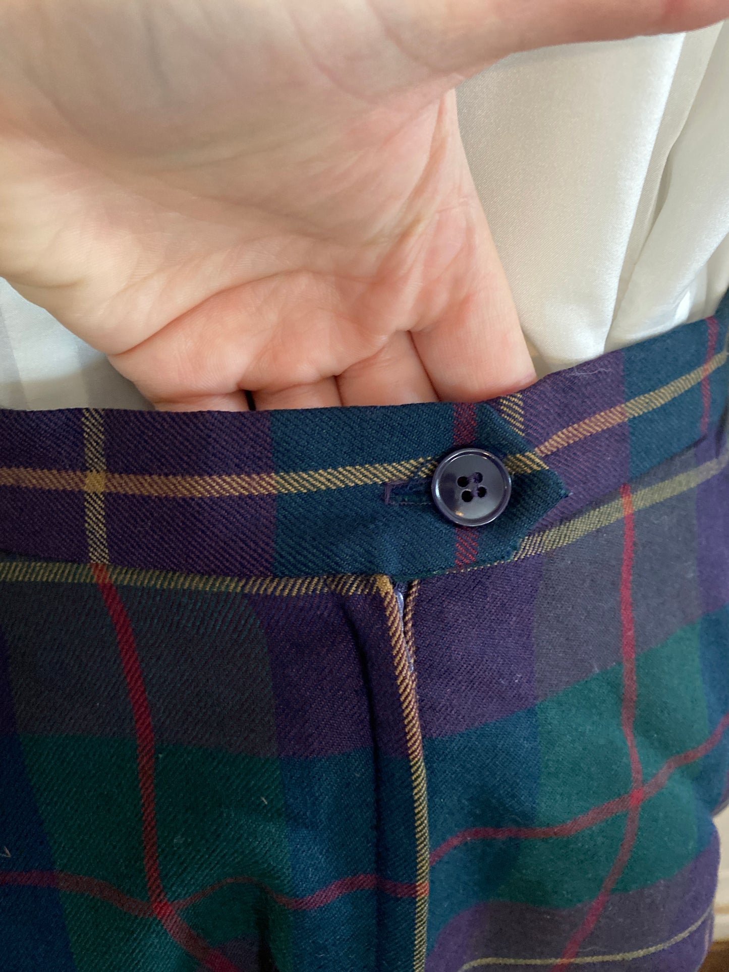 Vintage Jones New York 100% Pure Wool Plaid High Waist Skirt Sz 14 Pockets