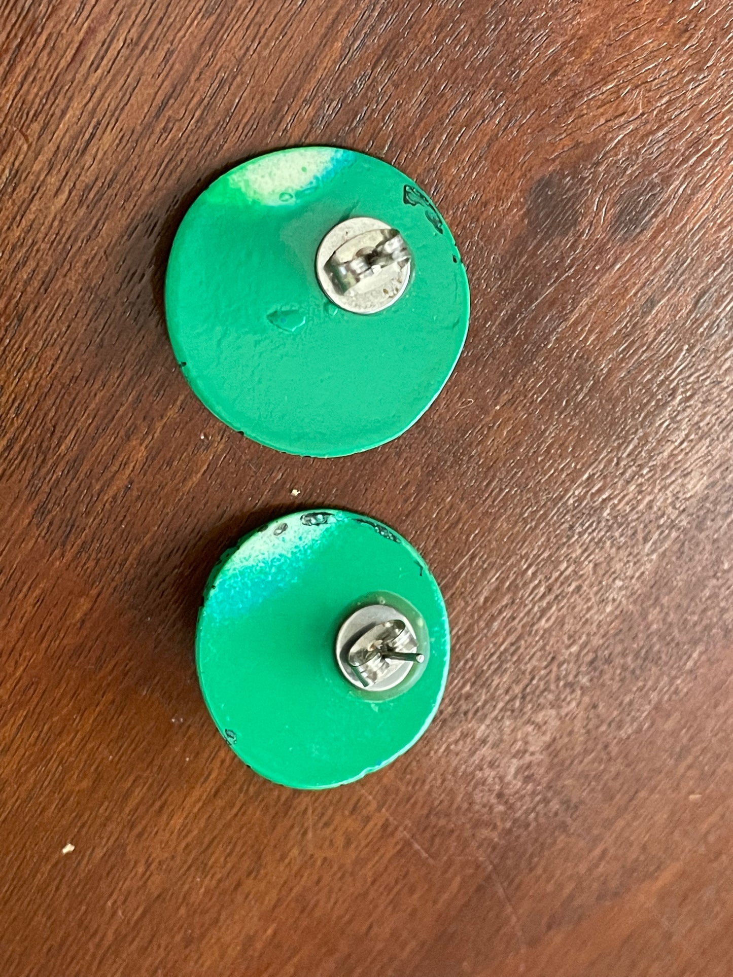Vintage Trifair Green Speckled Round Acrylic Enamel Earrings Pierced