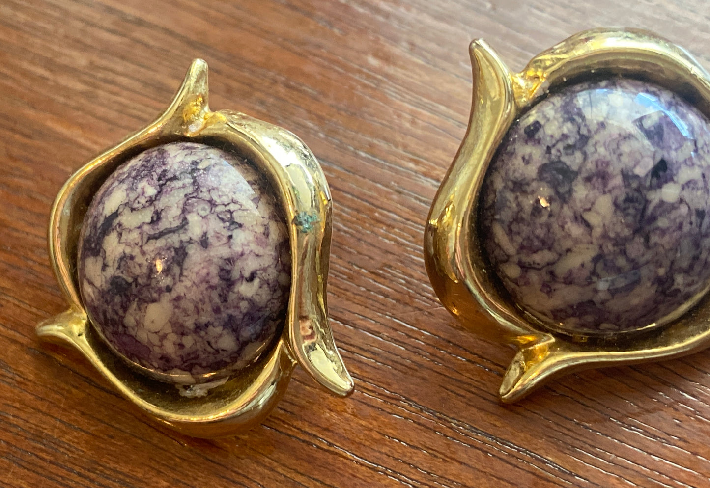 Vintage Gold Tone Marbled Faux Stone Pierced Earrings