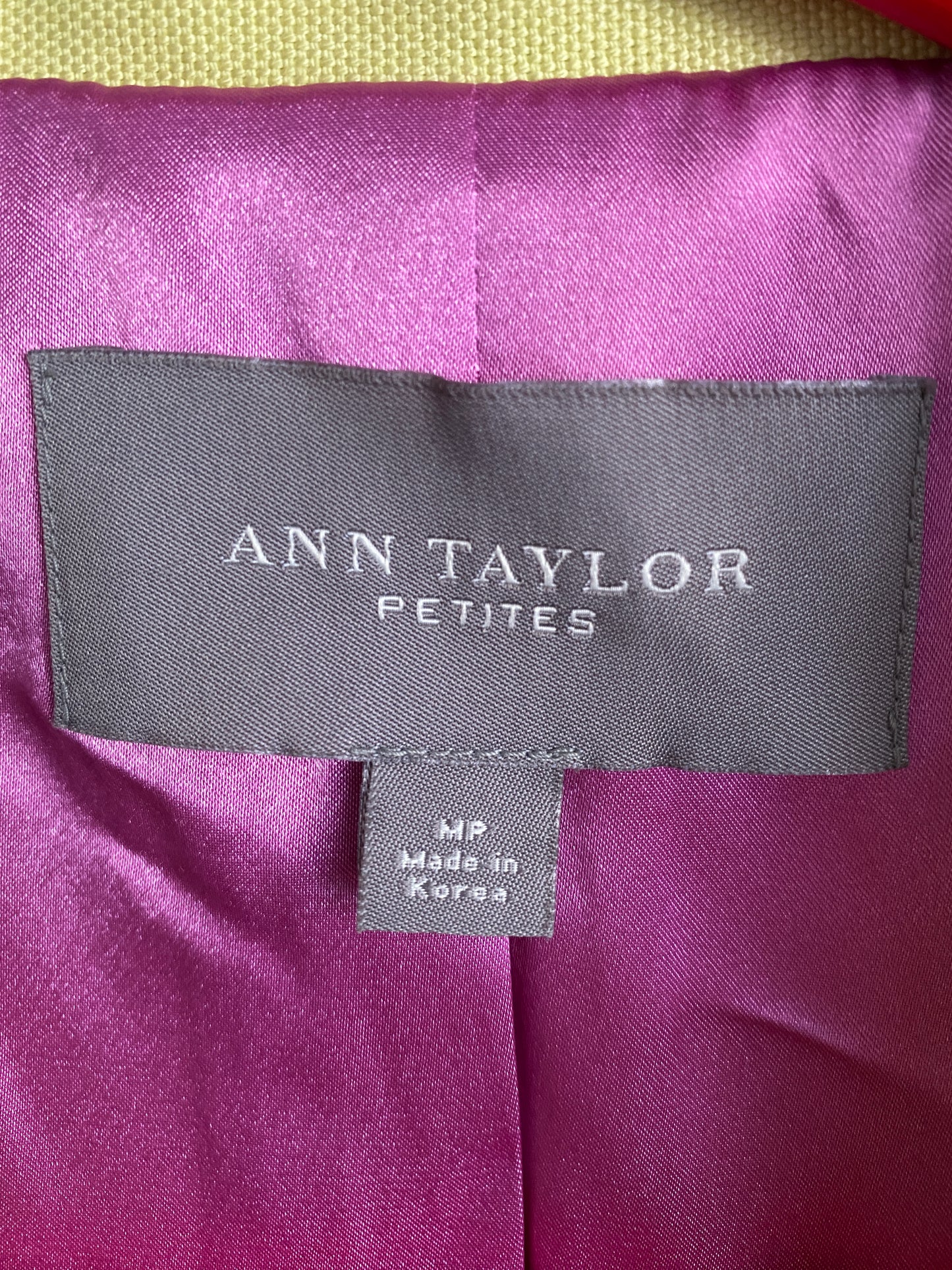 Ann Taylor Petites Chartreuse Green Button Up Jacket Mid Length Sz M