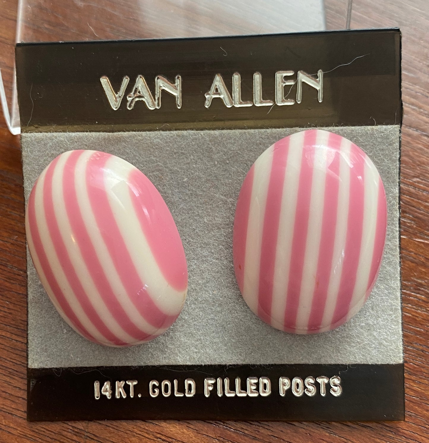 Vintage Post Pink White Resin Stripe Cabochon Stud Earrings Candy
