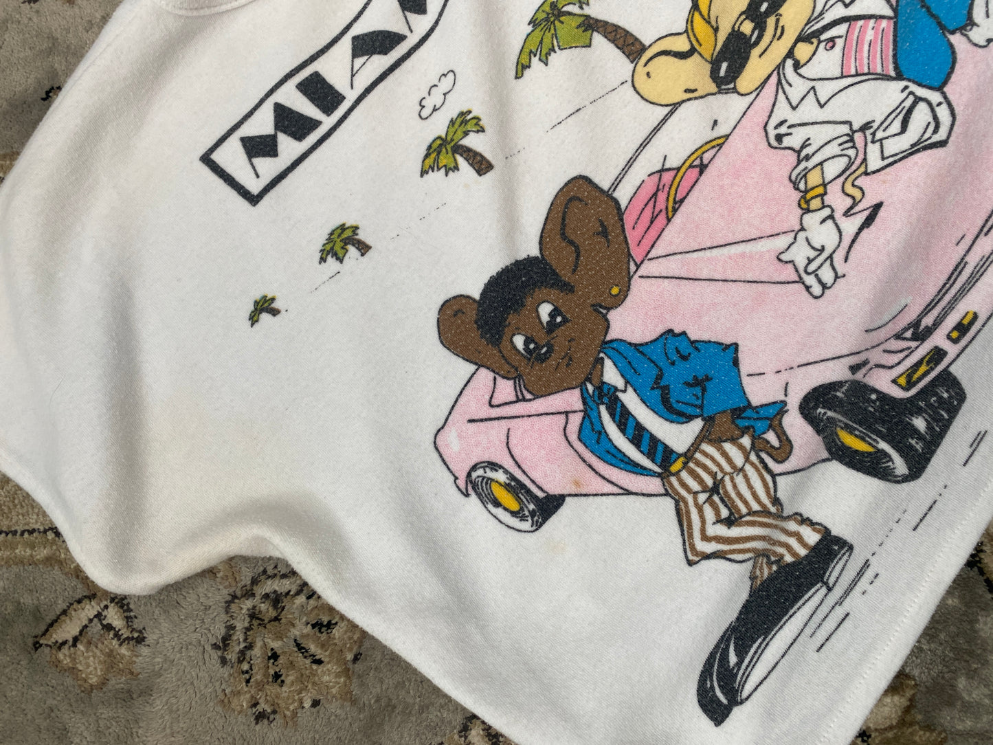 Vintage Womens 1985 Cropped T-Shirt Miami Mice Graphic Print Sz S/M