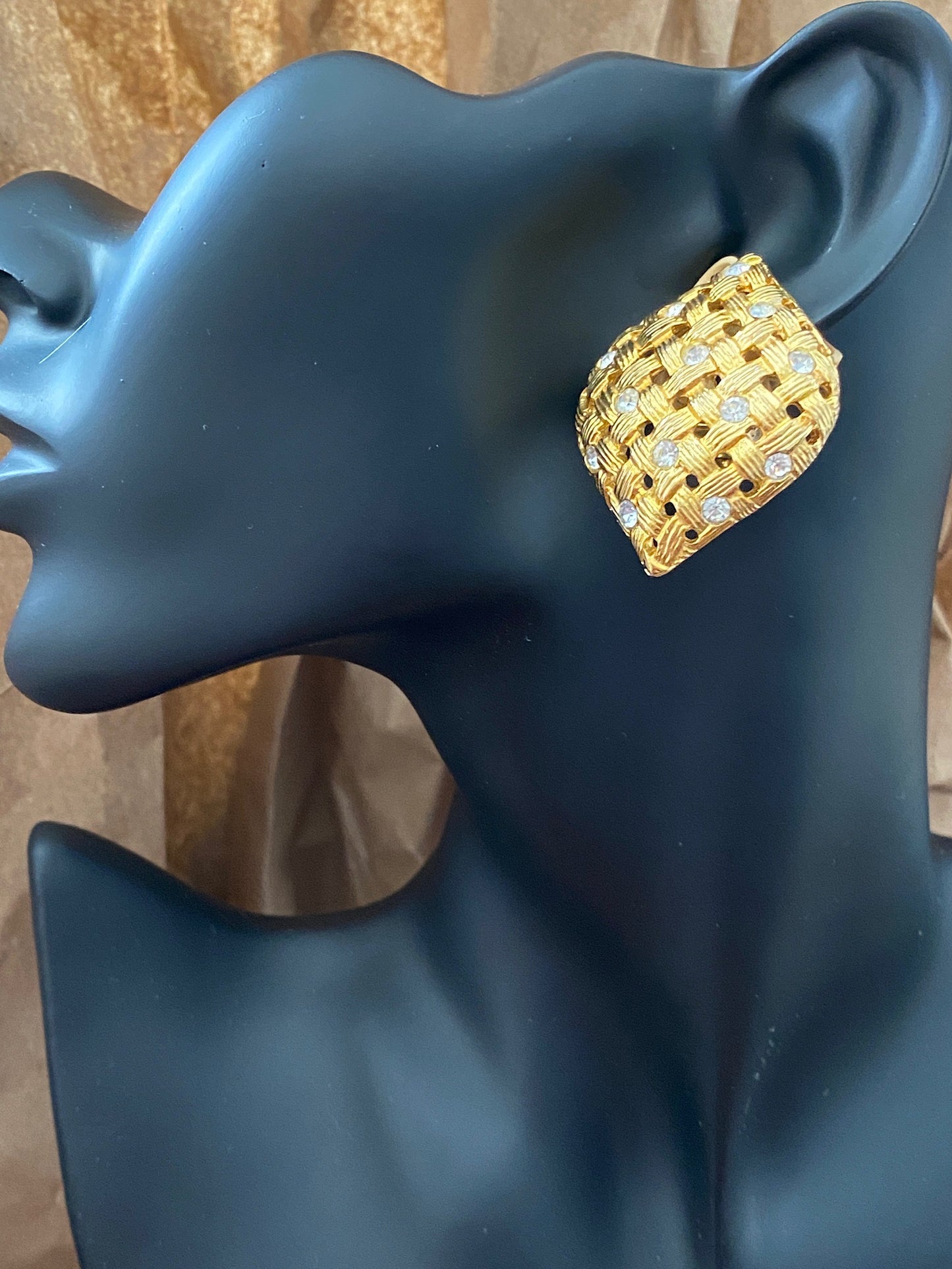 Vintage 80's Large Gold Tone Basket Weave Rhinestone Clip on Earrings