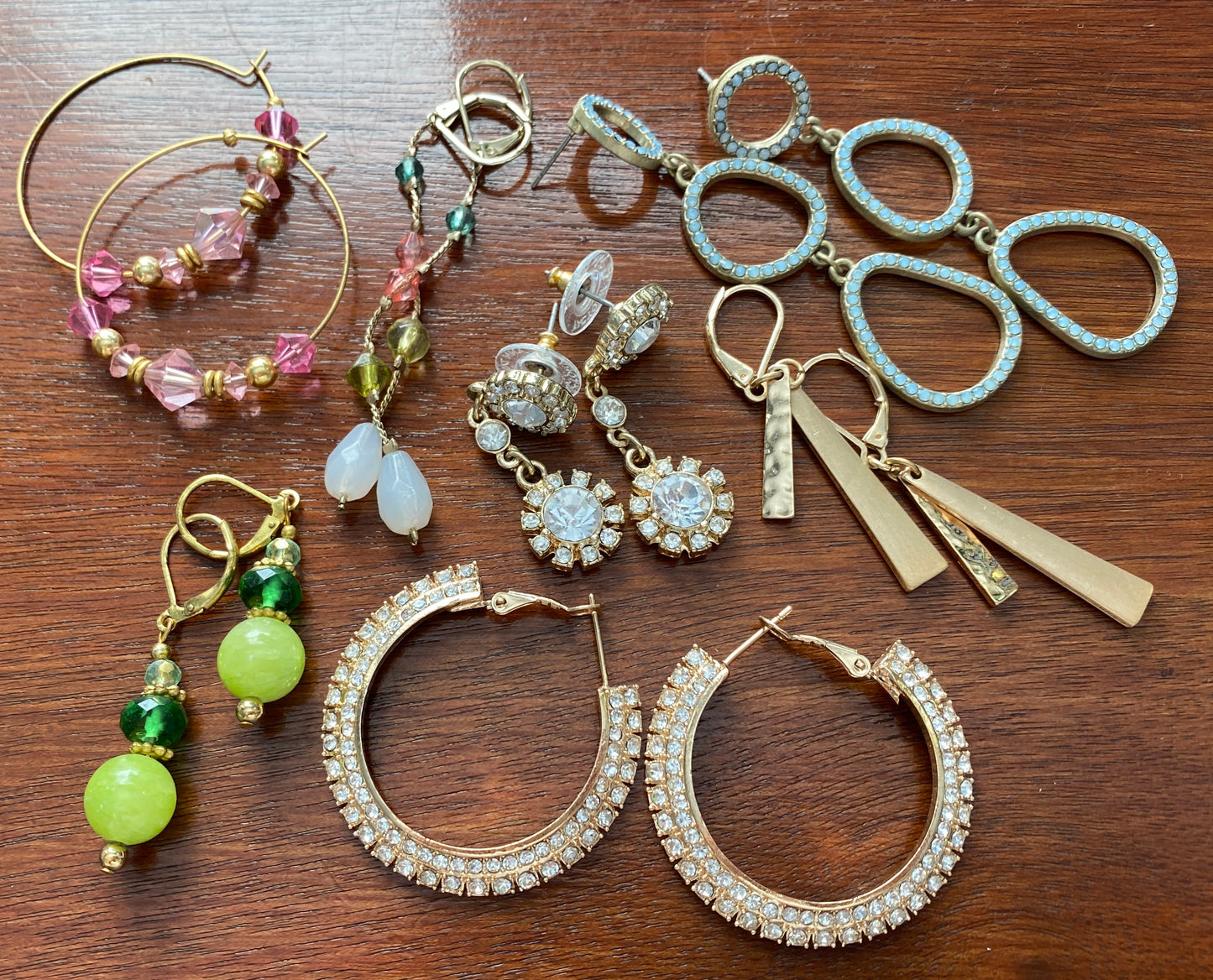 Lot of Gold Tone Pierced Drop Dangly Earrings Rhinestone Glass Beads Pastels