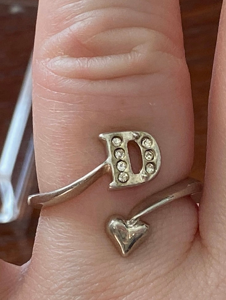 Avon Sterling Silver 925 D Initial Heart Bypass CZ Ring Sz 6.75