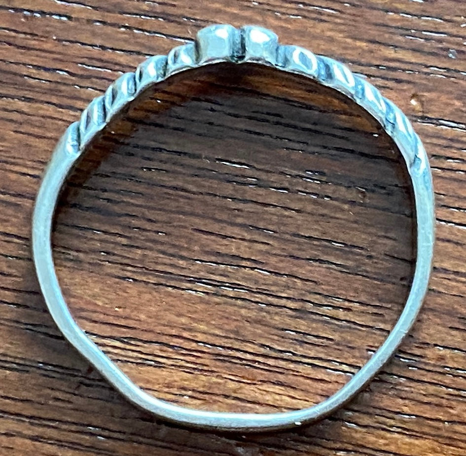 Small Sterling Silver 925 Heart Band Ring Sz 6.5