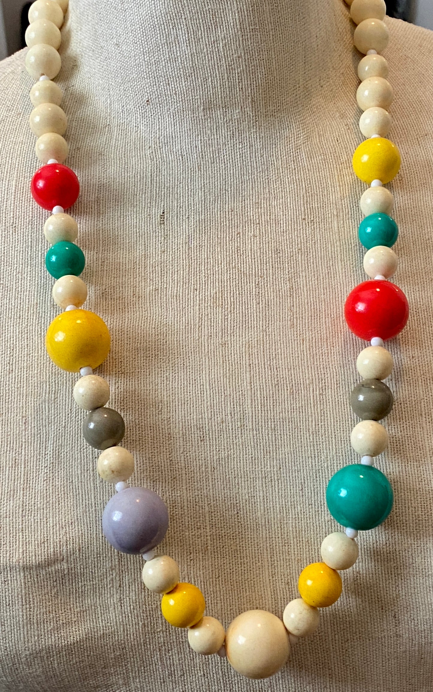 Vintage Chunky Lacquered Wood Bead Strand Necklace