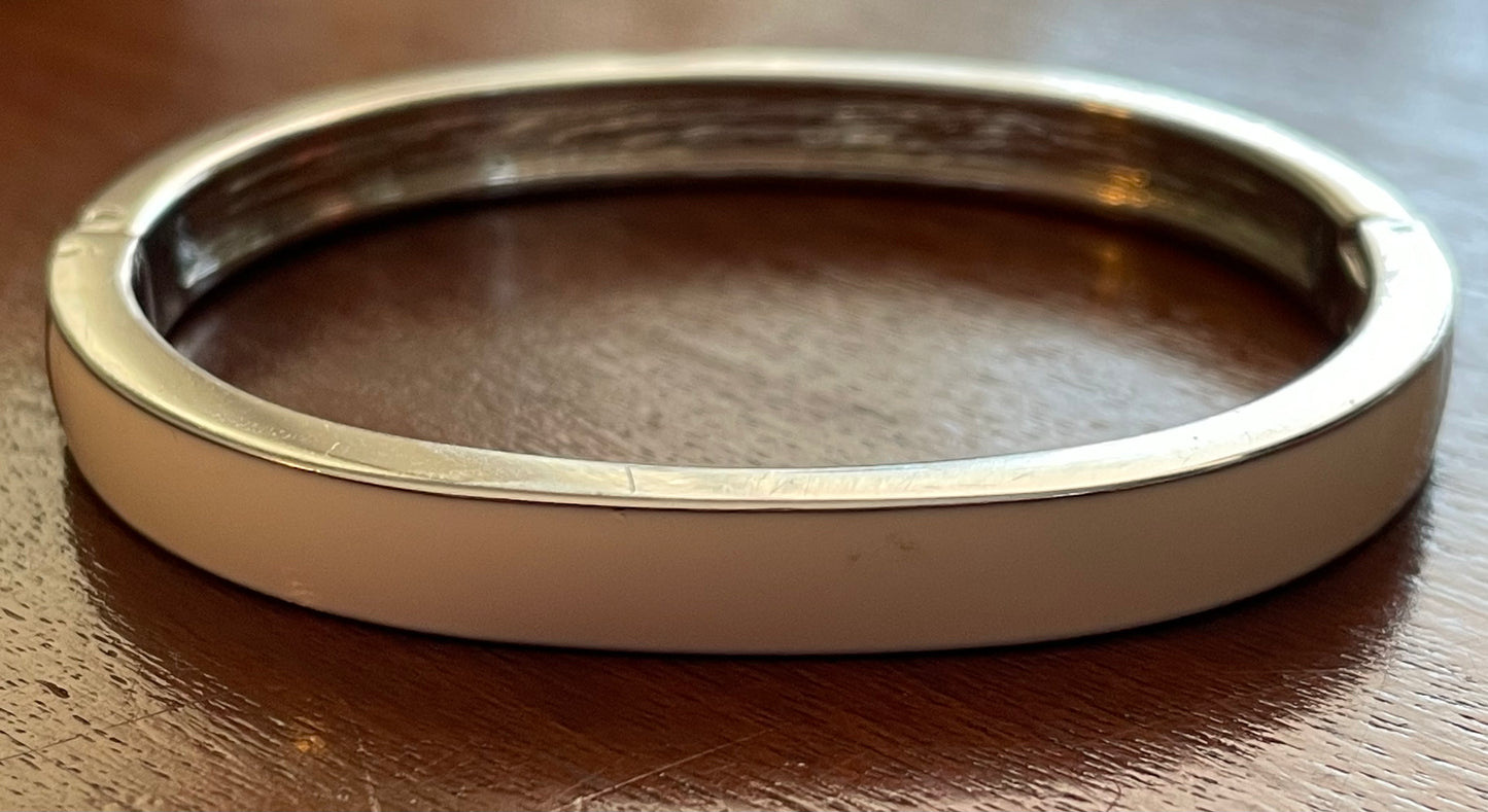 White Enamel Silvertone Metal Clamper Hinged Bracelet