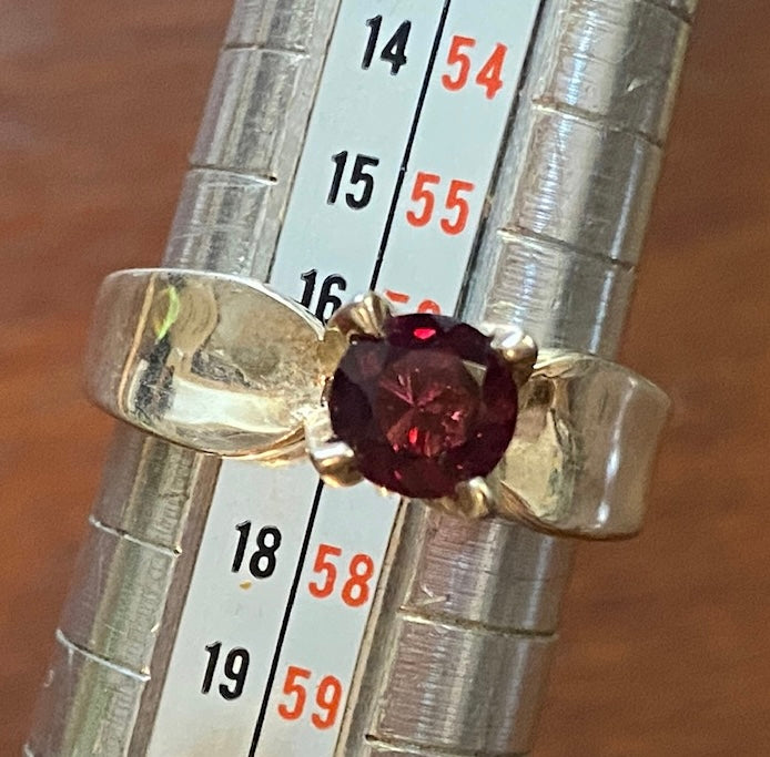 Sterling Silver 925 Round Garnet Solitaire Bow Tie Ring Sz 7.75