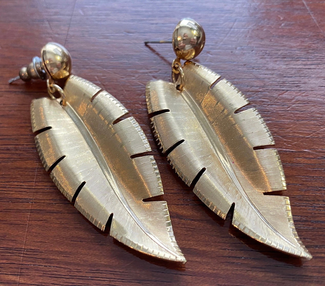 Vintage Two Tone Gold Metal Drop Dangly Leaf Pierced Earrings