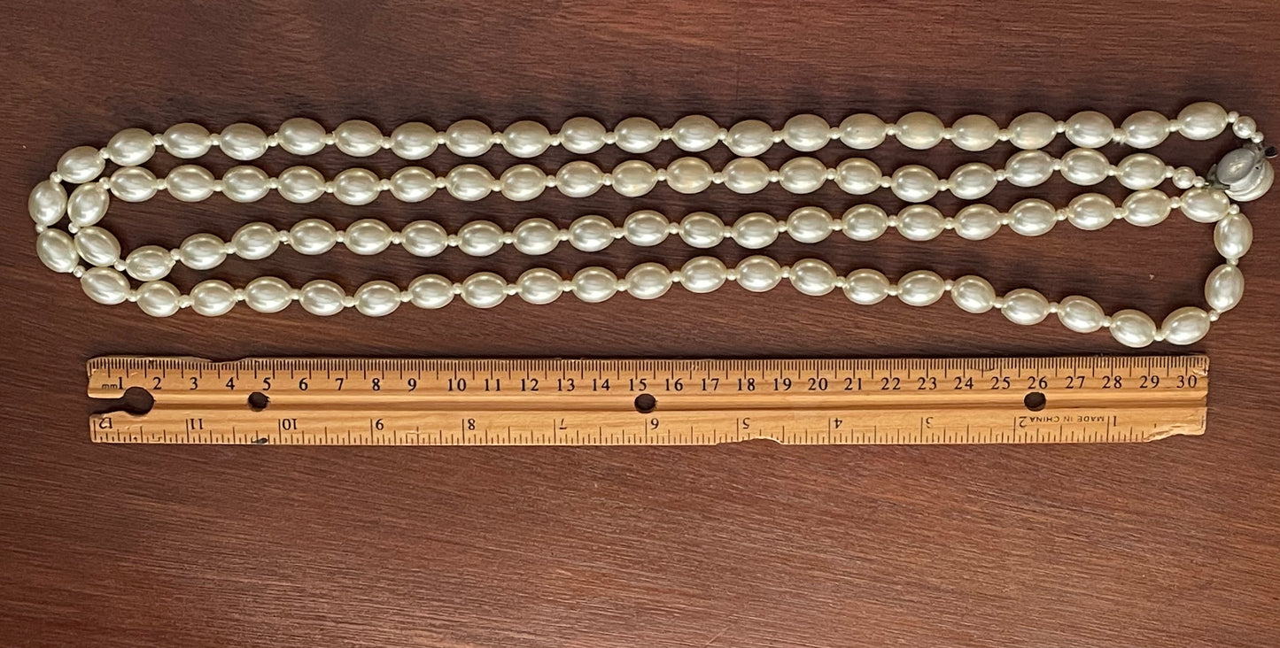 Vintage Baroque Ivory Faux Pearl Long Layering Necklace 24 Inches