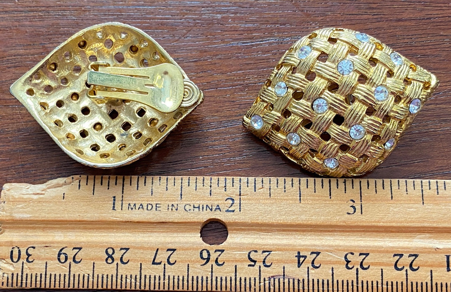 Vintage 80's Large Gold Tone Basket Weave Rhinestone Clip on Earrings