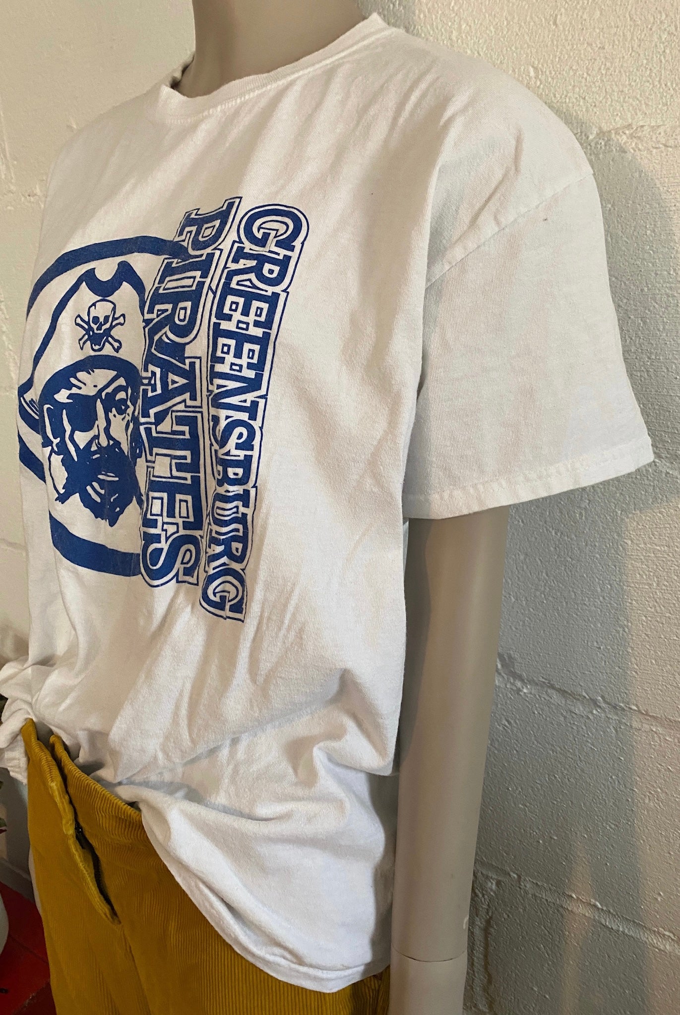 Vintage Graphic Short Sleeved Greensburg Pirates T-shirt White Blue