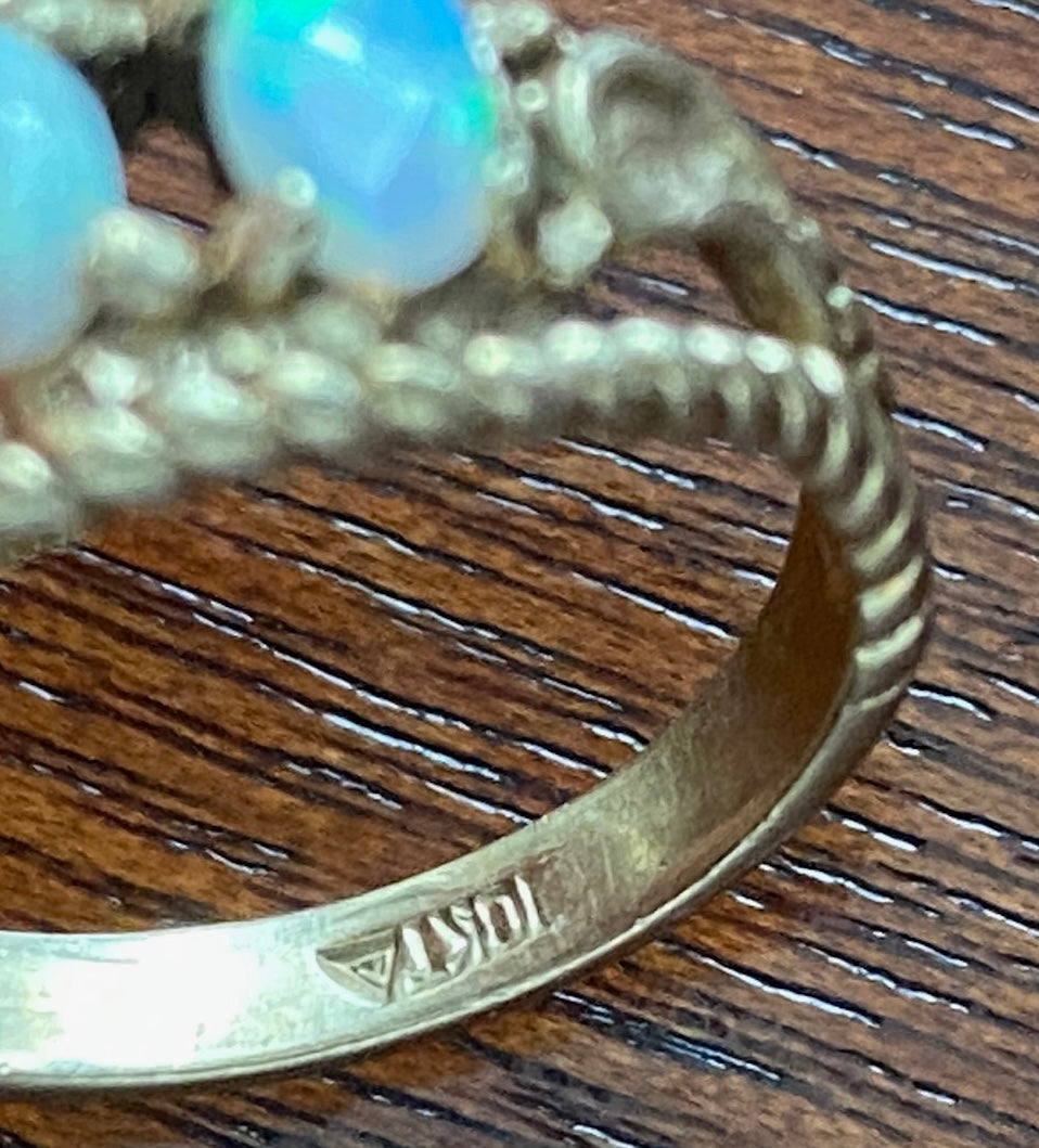 Vintage 10k Yellow Gold Oval Fire Opal 3 Stone Ring Sz 6