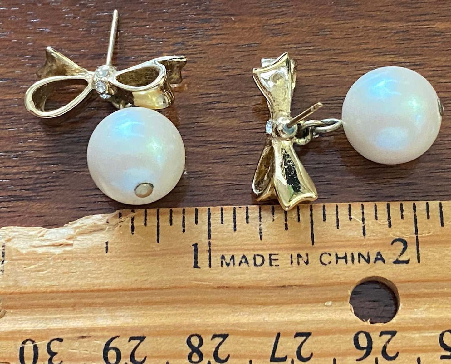 Gold Tone Bow Ribbon Rhinestone 12mm Faux Pearl Drop Dangly Earrings Pierced