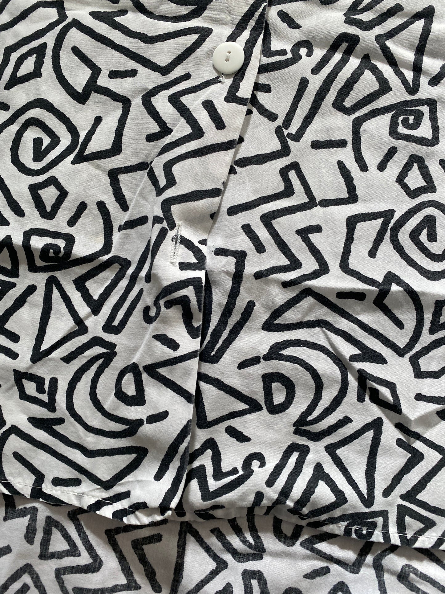 Unisex Vintage Cervelle Graphic 90's Print Button Up Shirt Black White