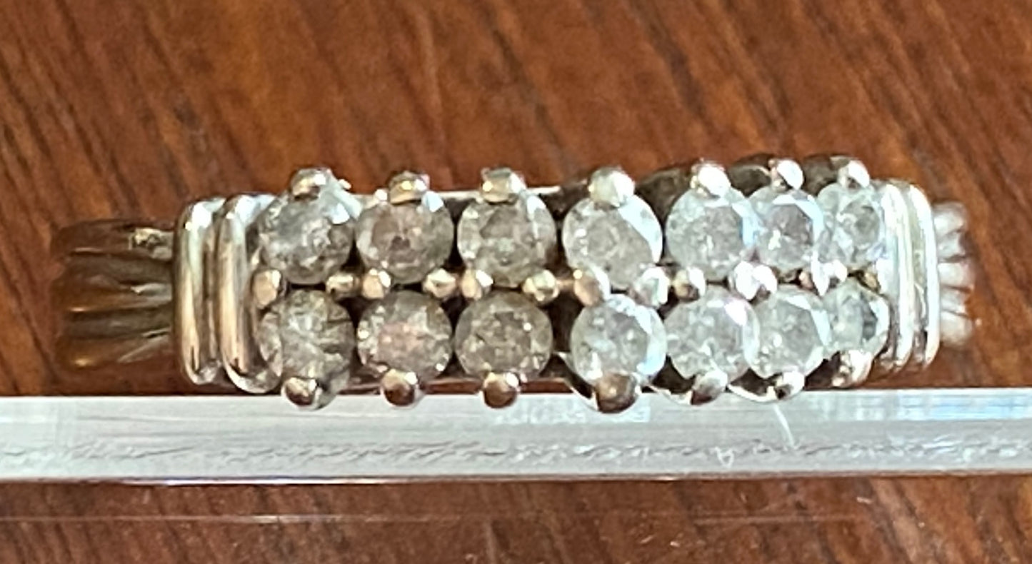 10k White Gold Diamond Ring Sz 8 Signed CW Prong Set 2 Rows