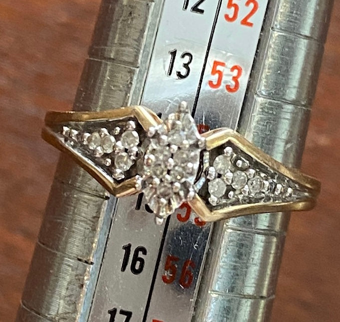 10k Yellow Gold Diamond Bowtie Ring Sz 7