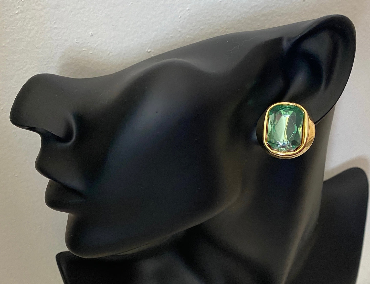 Vintage 80's Gold Tone Seafood Green Rhinestone Pierced Earrings
