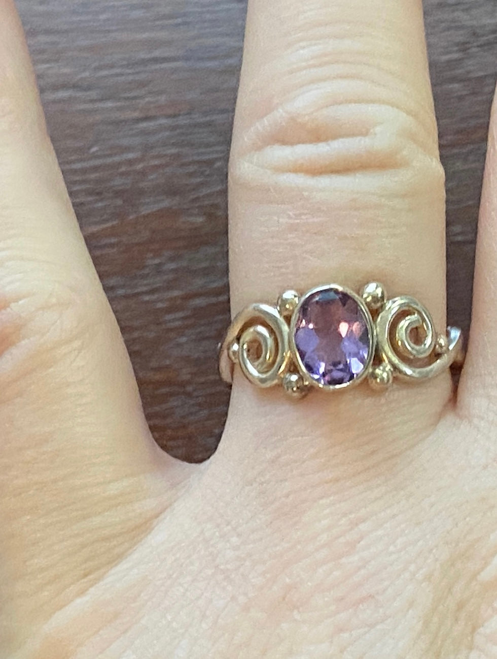 Sterling Silver 925 Oval Amethyst Solitaire Swirl Design Ring Sz 7.75